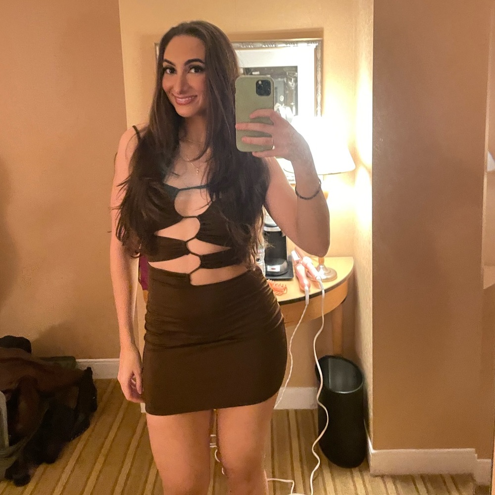 BROWN SCANDALOUS DRESS